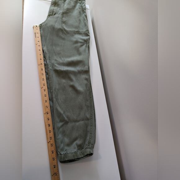 Sundance Army Green Tencel Joggers | Size Small - Picture 11 of 11